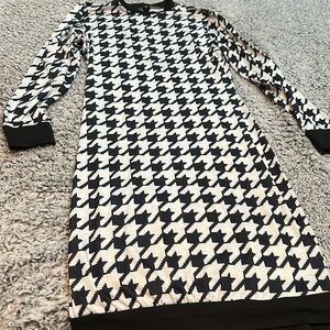 Black and white dress